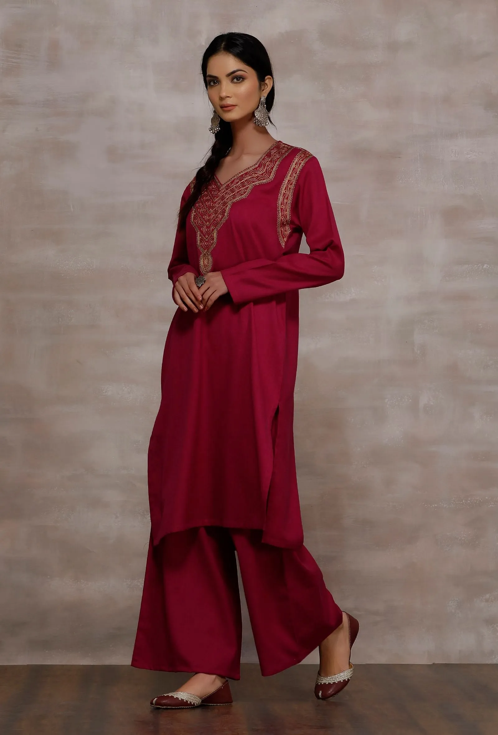 Ziya Magenta Straight Woollen Kurta